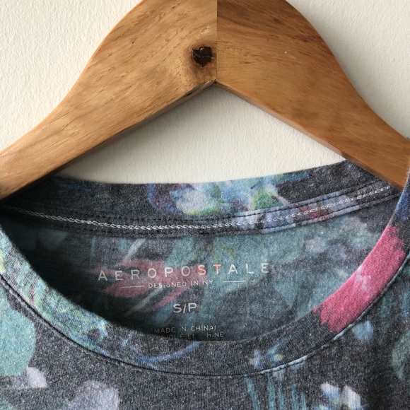 Floral Print NYC Graphic Tee Shirt - Picture 4 of 4